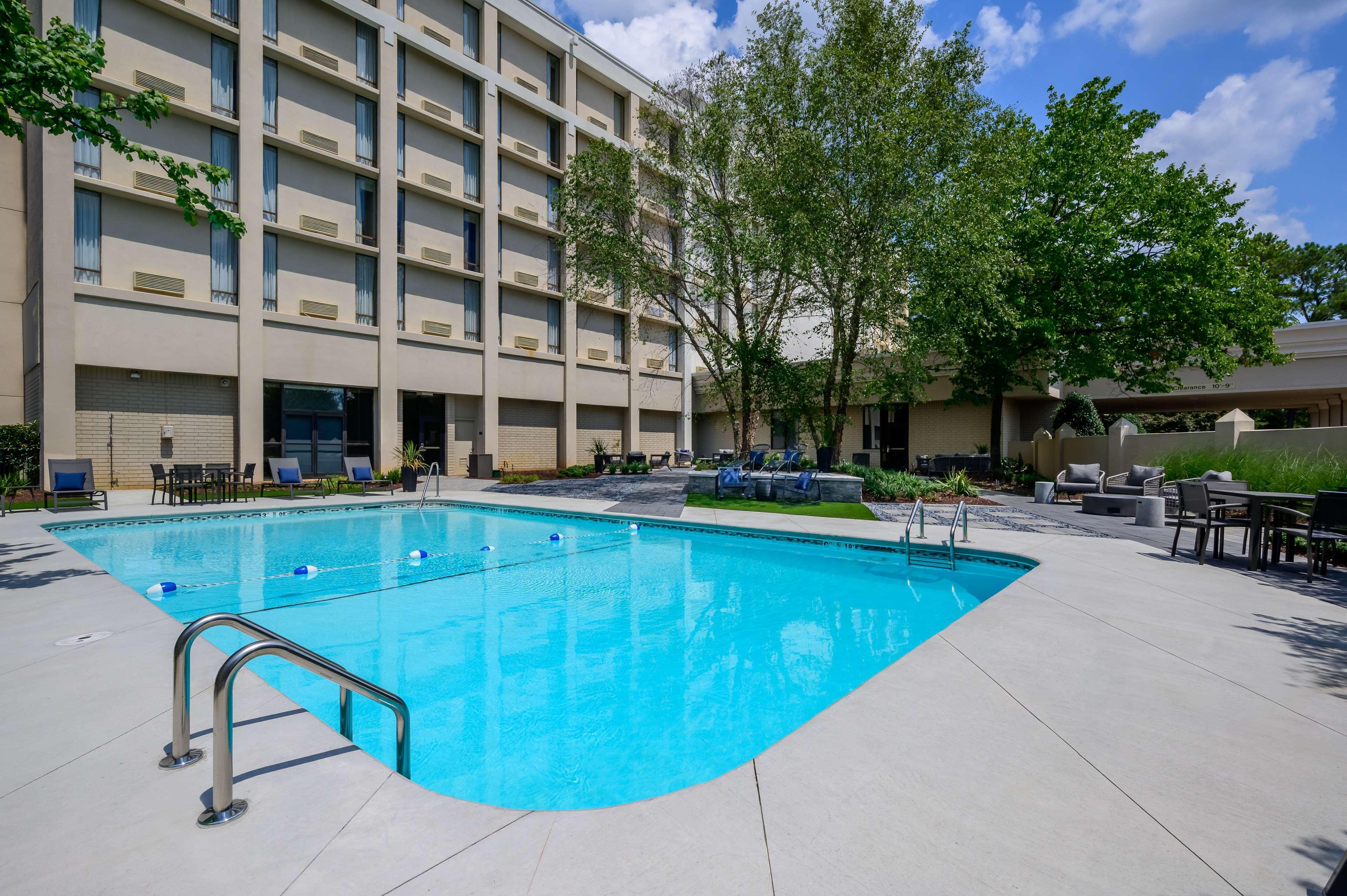 Doubletree By Hilton Raleigh Midtown, Nc Hotel Exterior photo